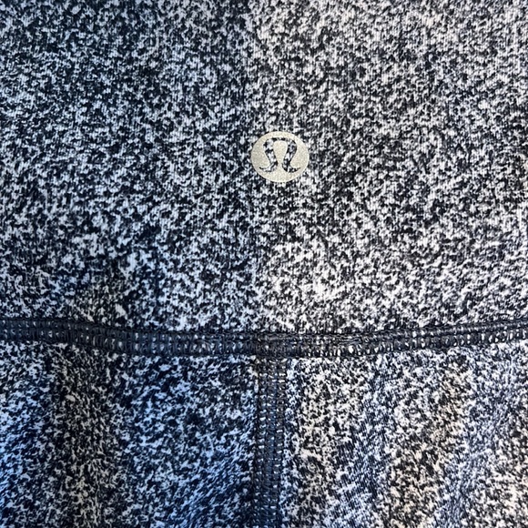 Lululemon 3/4 length leggings. Size 4. Great condition. - Picture 2 of 3